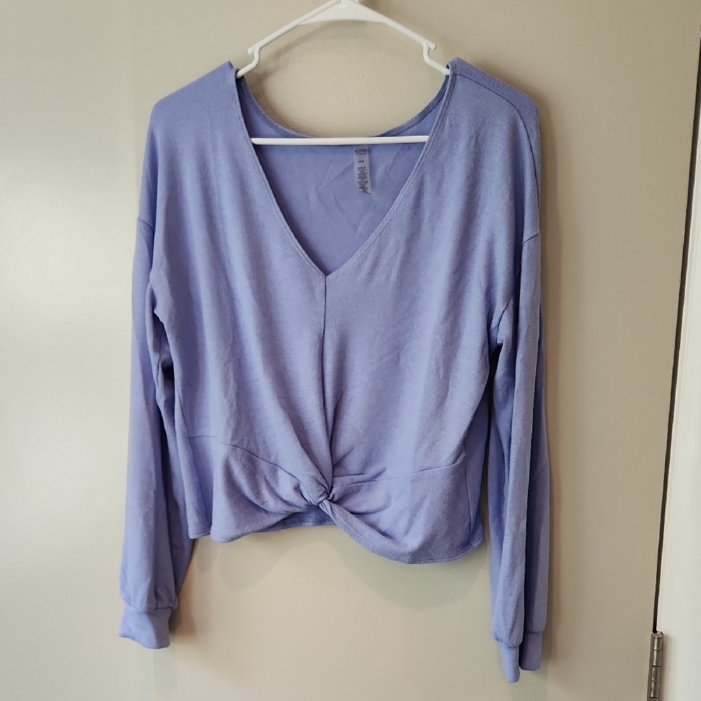 Beyond Yoga Twist Up reversible Pullover